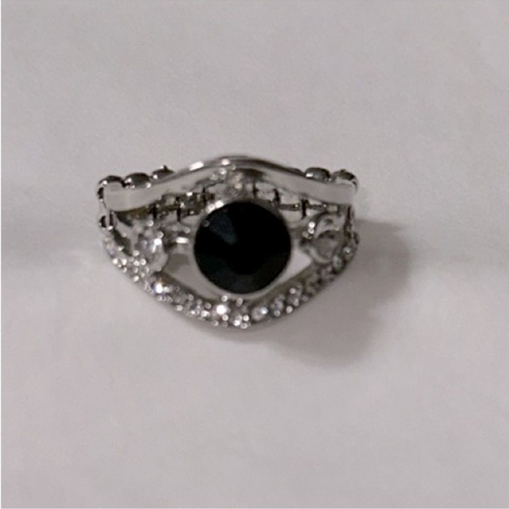 Silver Tone Black Rhinestone Expanding Ring